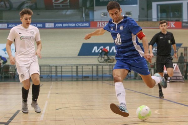 Manchester futsal inspiresport boys playing futsal in hall - insiresport image