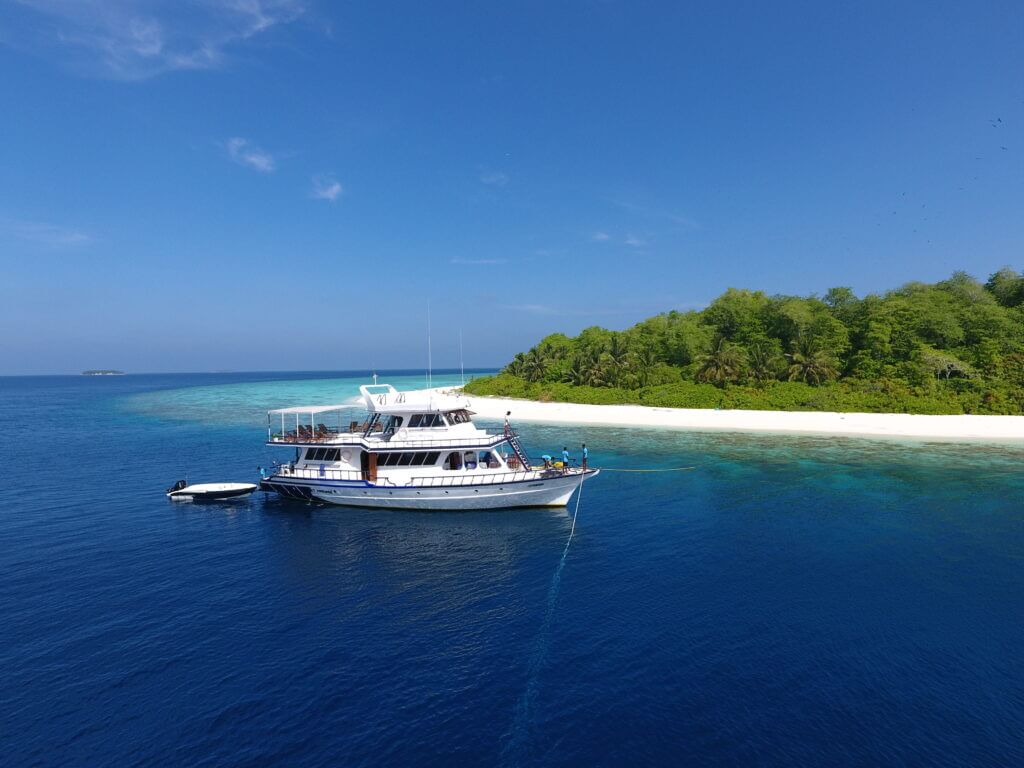 Maavahi Boat Beach