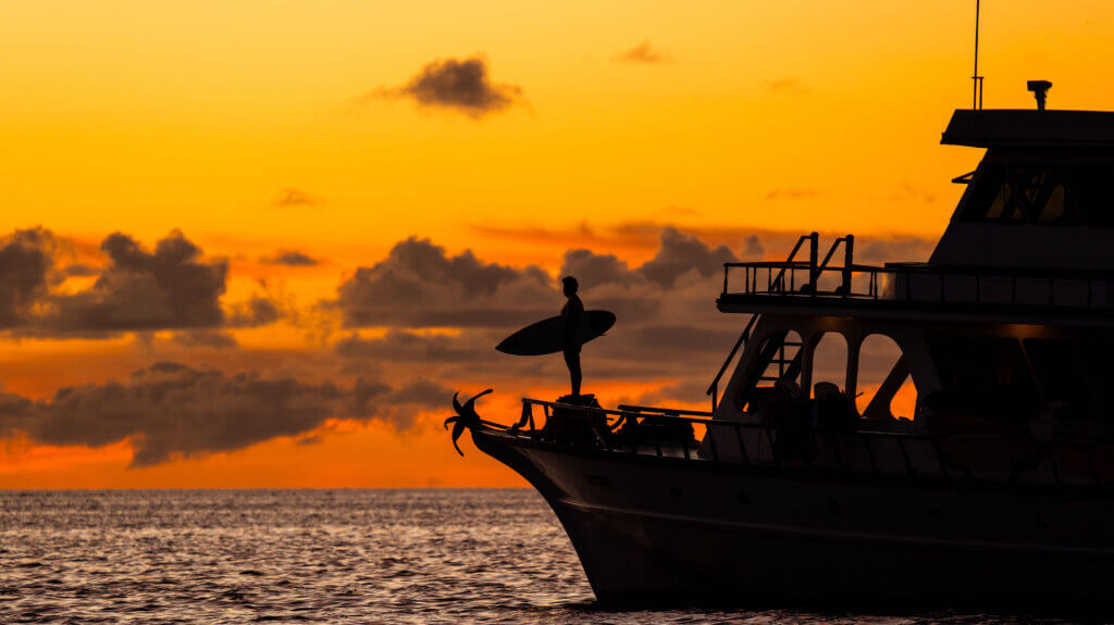 Maavahi Surf Charter Boat
